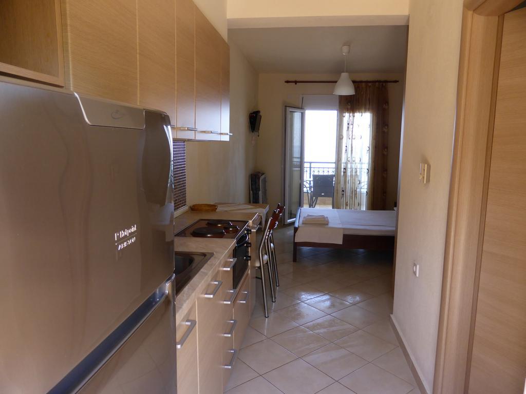 Perdikis Apartments - Paliouria Kokkino Nero Exterior foto